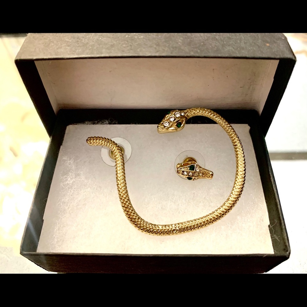 Ear cuff and matching earring